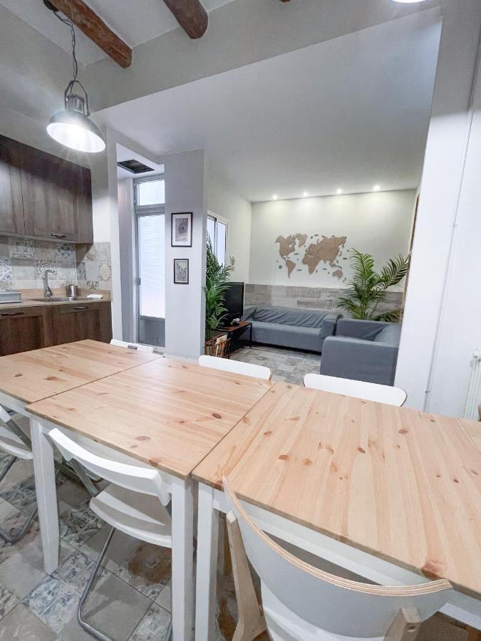 Az The Old Town Hostel - Coliving Zaragoza Ngoại thất bức ảnh
