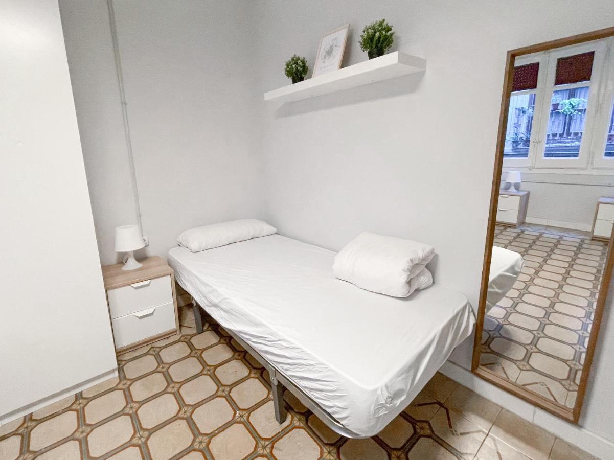 Az The Old Town Hostel - Coliving Zaragoza Ngoại thất bức ảnh