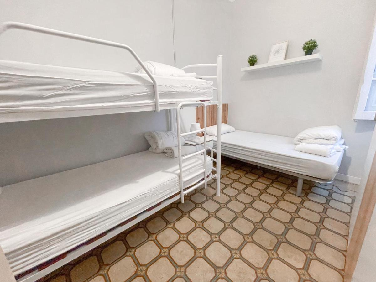 Az The Old Town Hostel - Coliving Zaragoza Ngoại thất bức ảnh