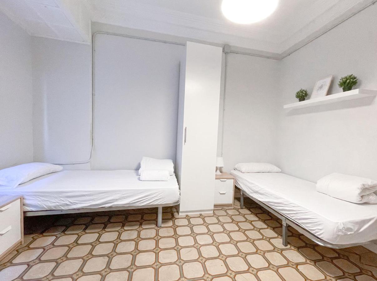 Az The Old Town Hostel - Coliving Zaragoza Ngoại thất bức ảnh