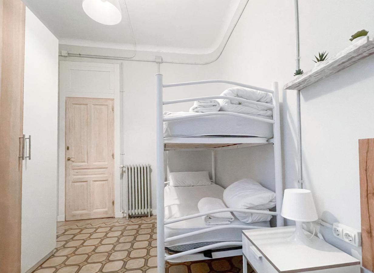 Az The Old Town Hostel - Coliving Zaragoza Ngoại thất bức ảnh