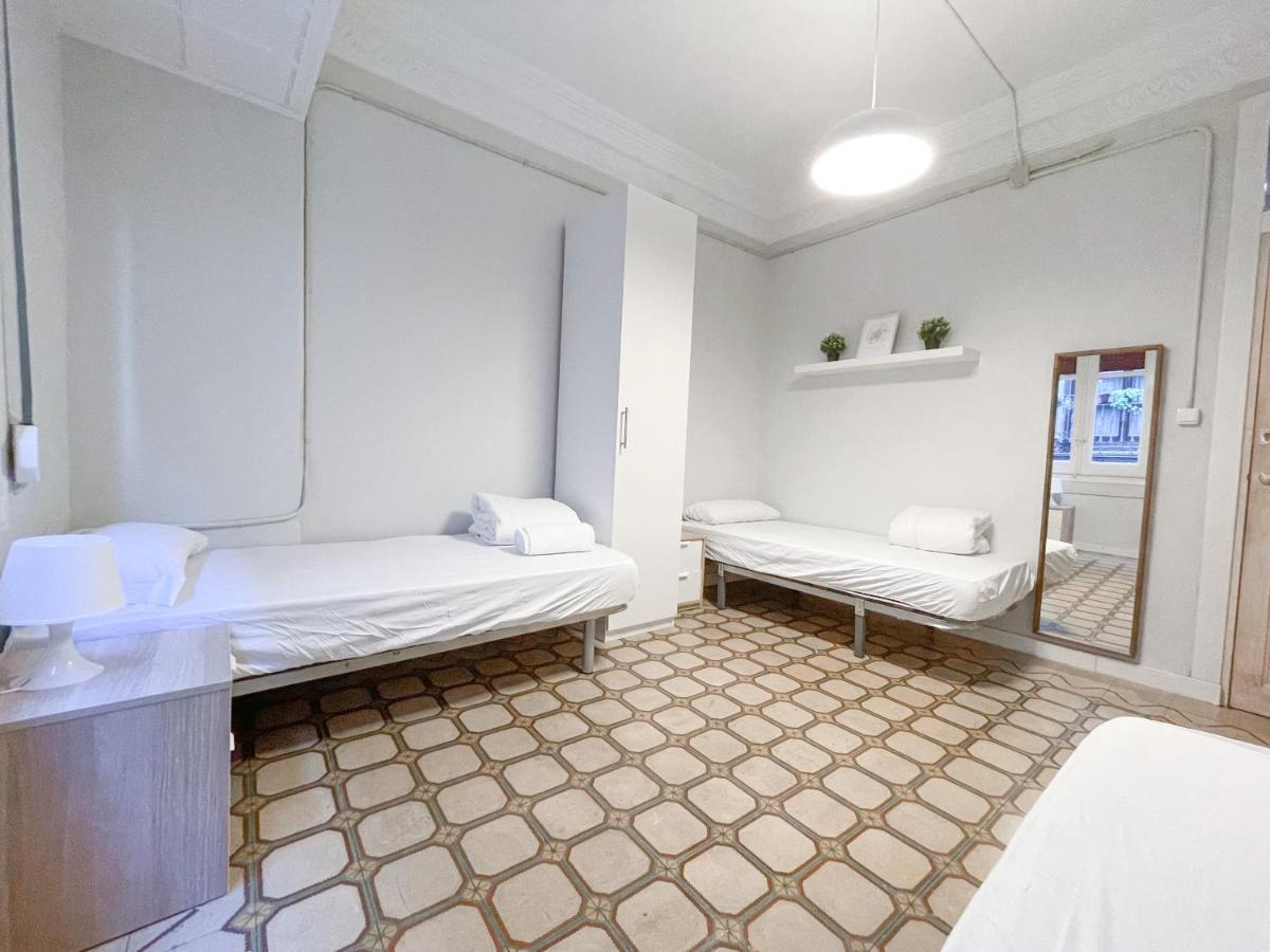 Az The Old Town Hostel - Coliving Zaragoza Ngoại thất bức ảnh